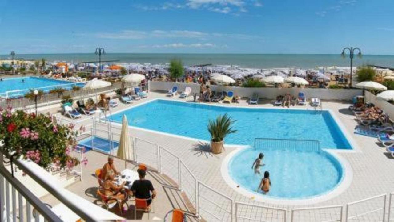 Hotel Condor Lido di Jesolo Buitenkant foto