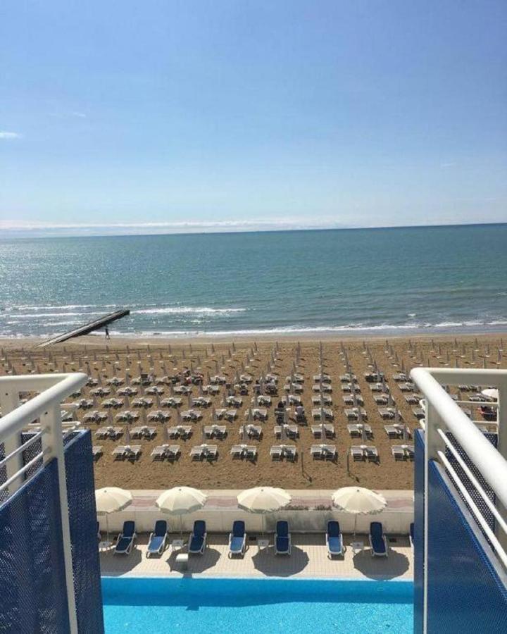 Hotel Condor Lido di Jesolo Buitenkant foto