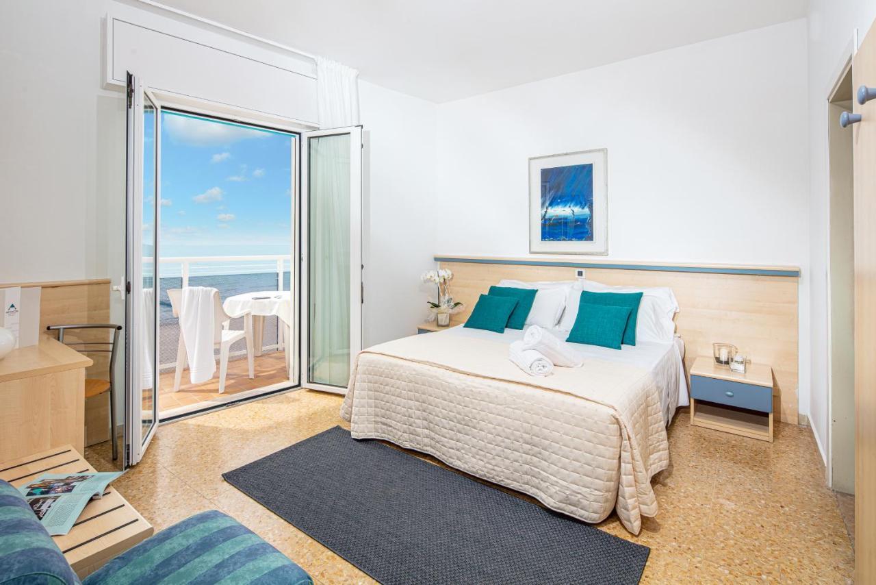 Hotel Condor Lido di Jesolo Buitenkant foto