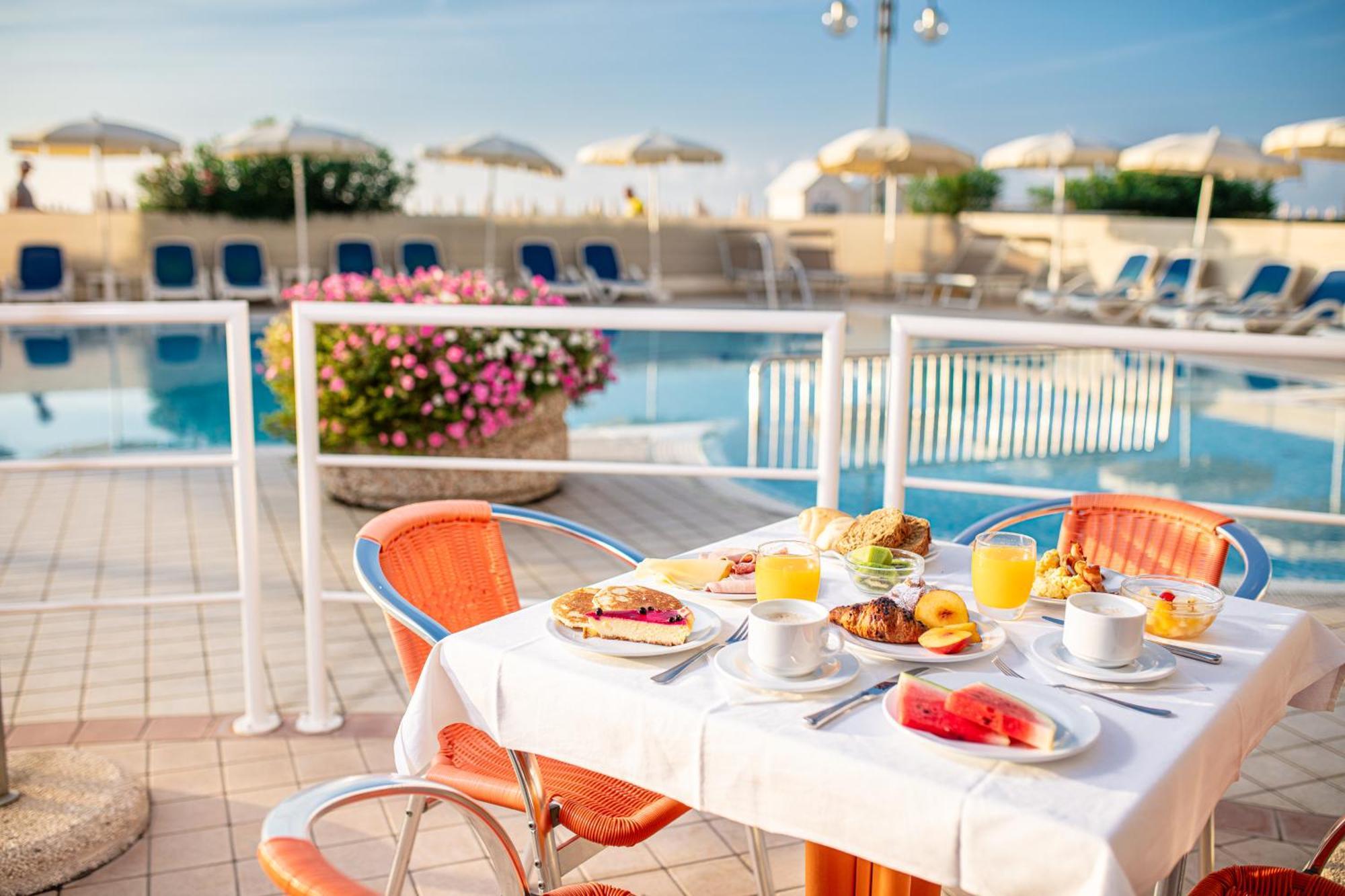 Hotel Condor Lido di Jesolo Buitenkant foto